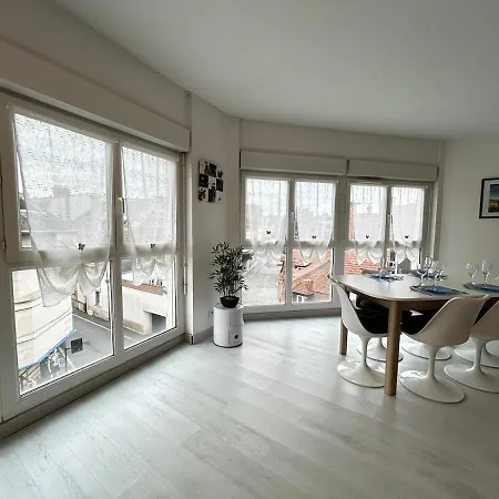 E Mercier Magnifique Grand T2 A Deux Pas Du Centre Διαμέρισμα Επερνέ